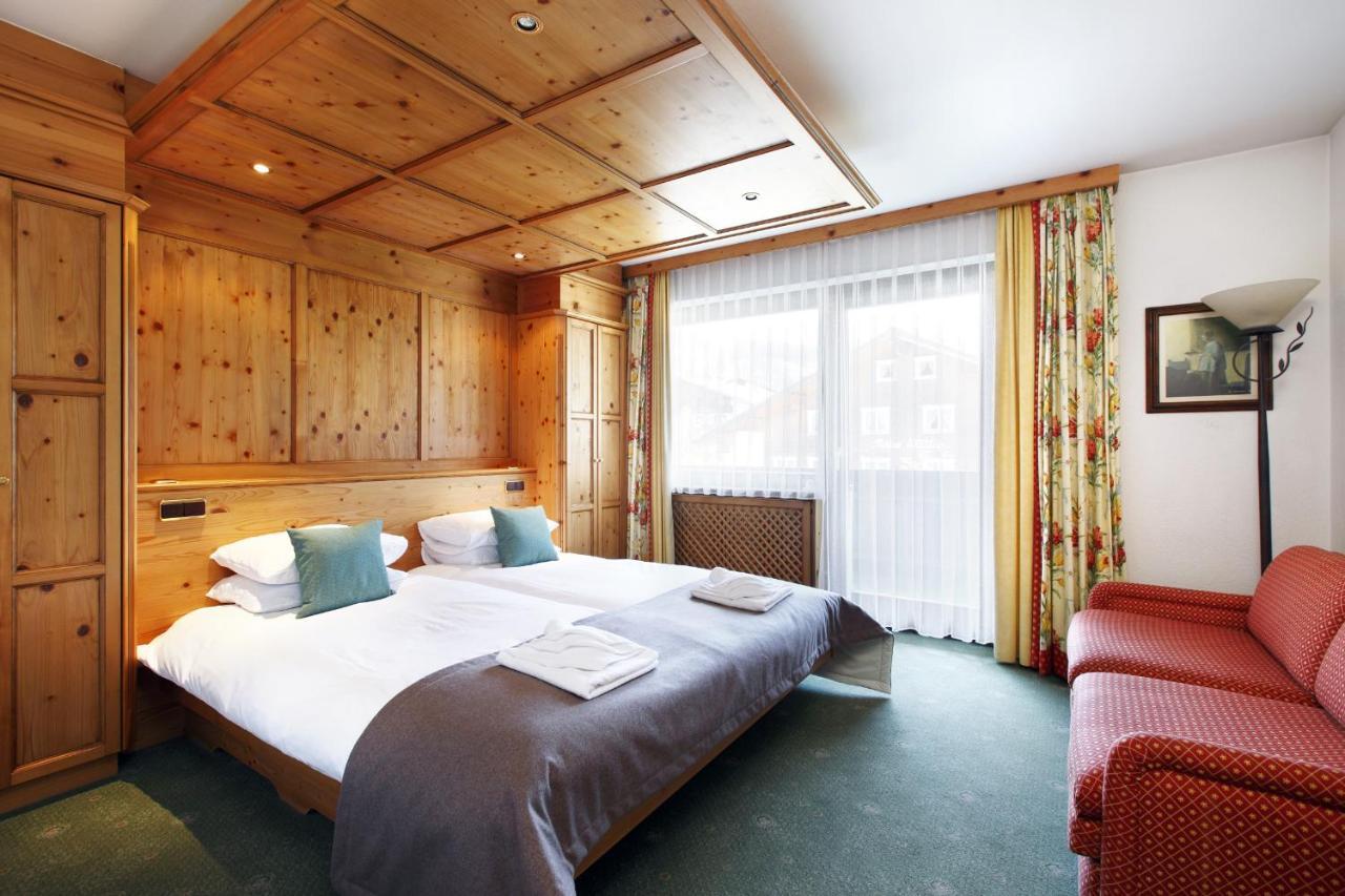 Double Room Mountain View