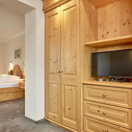 Hotel Appartement Roggal-3